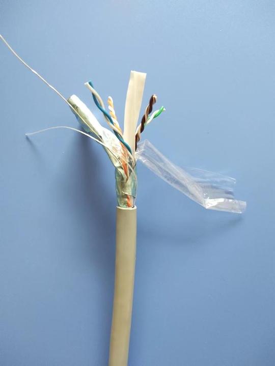 UTP-CAT6